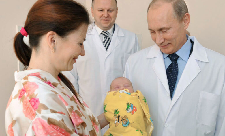 Putin asks Russian women to give birth to 8 children