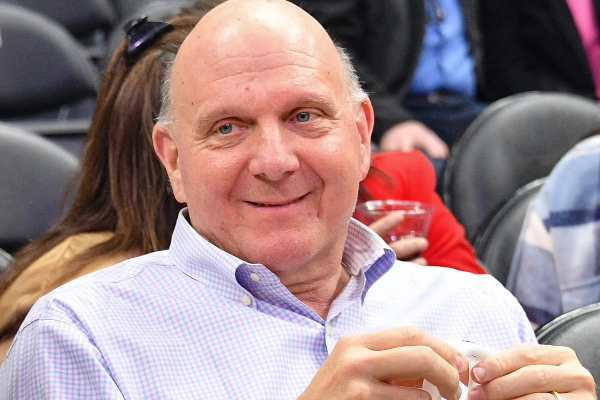 Microsoft's former CEO Steve Ballmer earns Rs 8,300 crore per year without doing any work