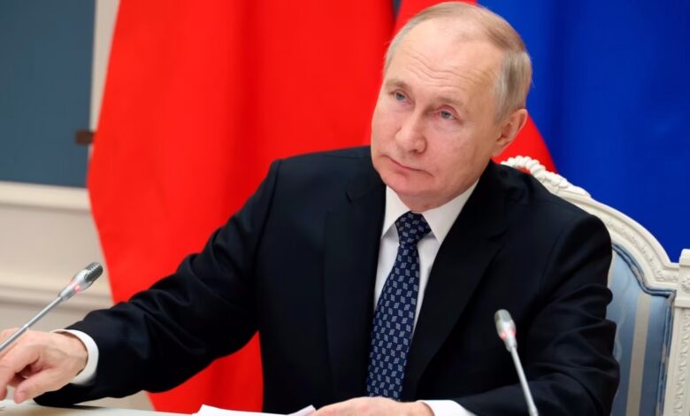 Russian President Putin apologizes for food price hike