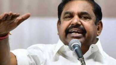 Edappadi Palaniswami accuses the government of not taking precautionary measures against floods.