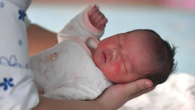 Massive drop in China's child birth rate