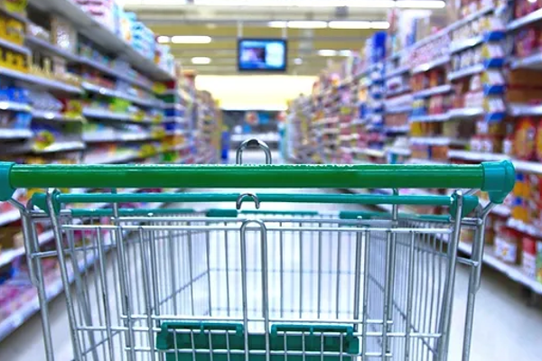 It is reported that 500 supermarkets across Sri Lanka are at risk of closure due to reduced customer traffic